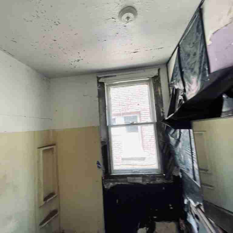 3328 Blaine (70).jpg